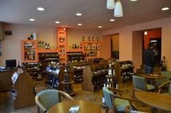 THE WINERY OUTLET Brasov- CRAMELE HALEWOOD 2.JPG